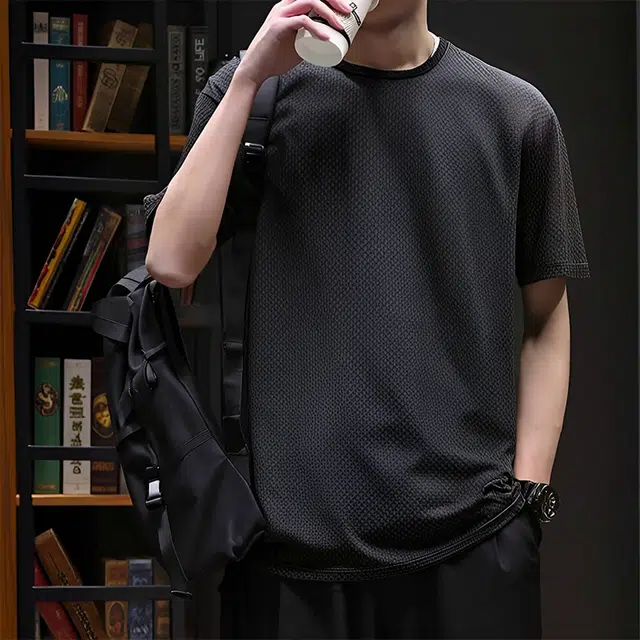 Fakeyoung T
