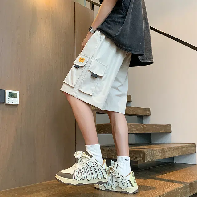 Fakeyoung