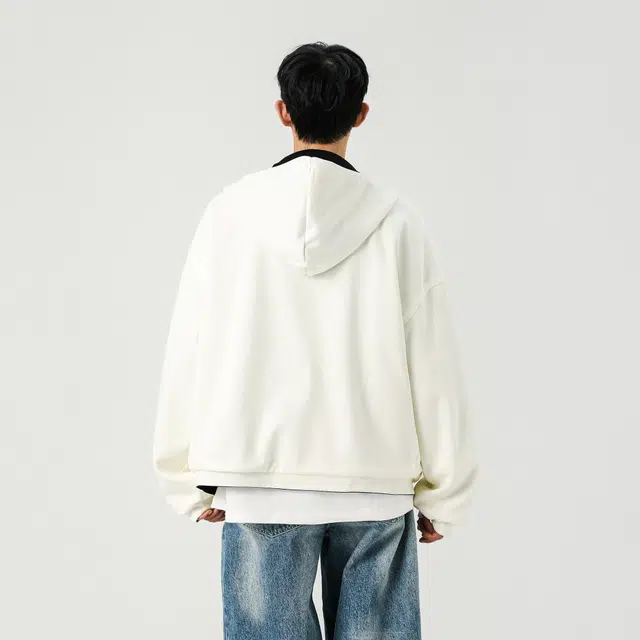 Fakeyoung logo