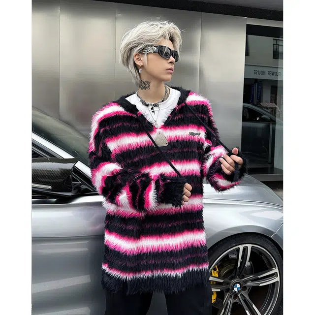 Fakeyoung Vlogo