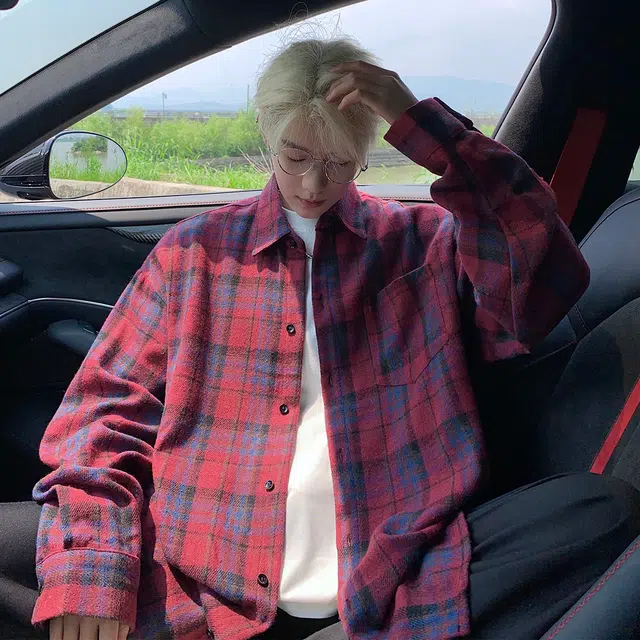 Fakeyoung