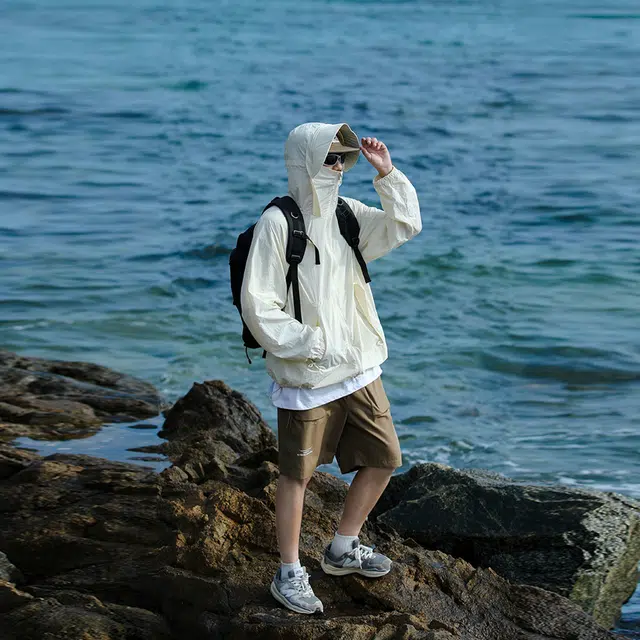 Fakeyoung
