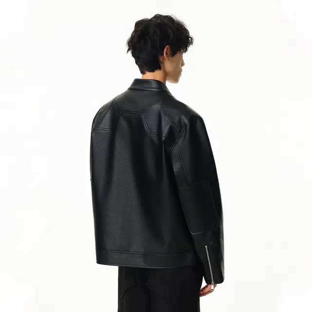 Fakeyoung logoPU