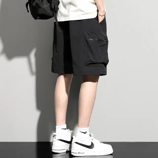 Fakeyoung