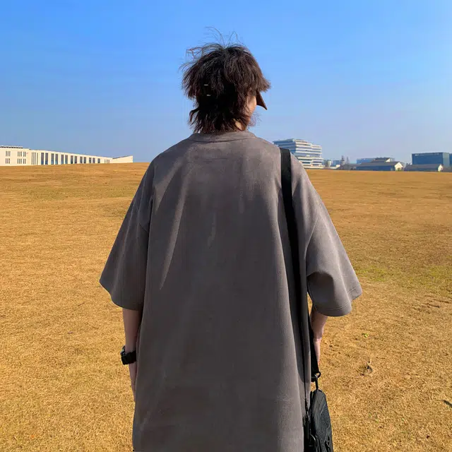 Fakeyoung T