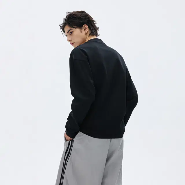 220Fakeyoung T