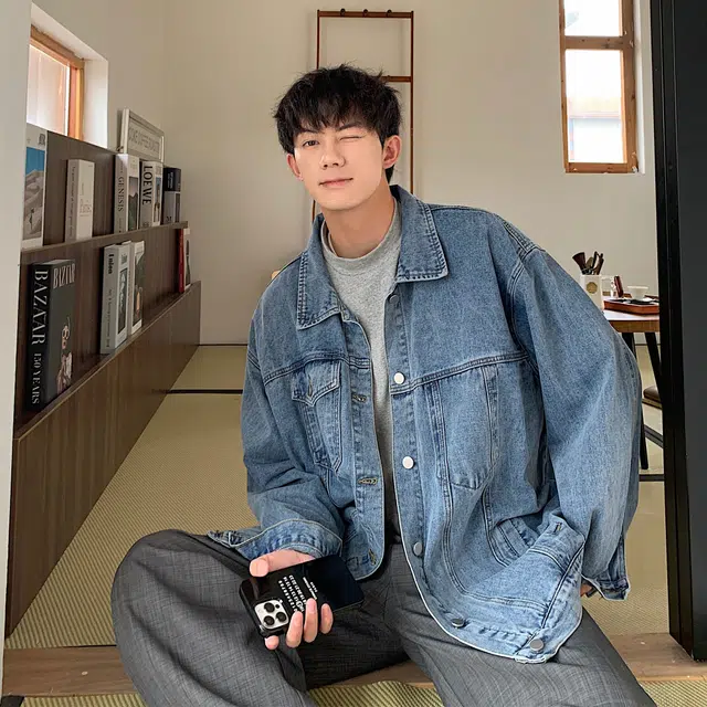 Fakeyoung