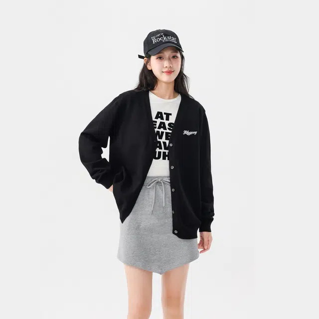 Fakeyoung logoV