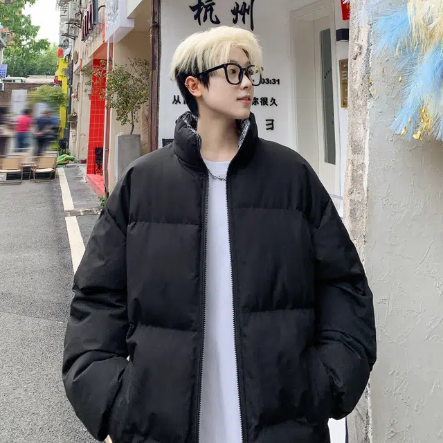 Fakeyoung