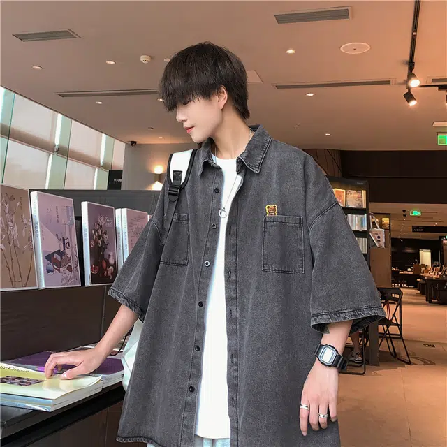 Fakeyoung