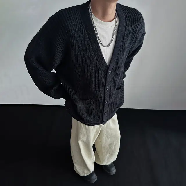 Fakeyoung VLOGOchic