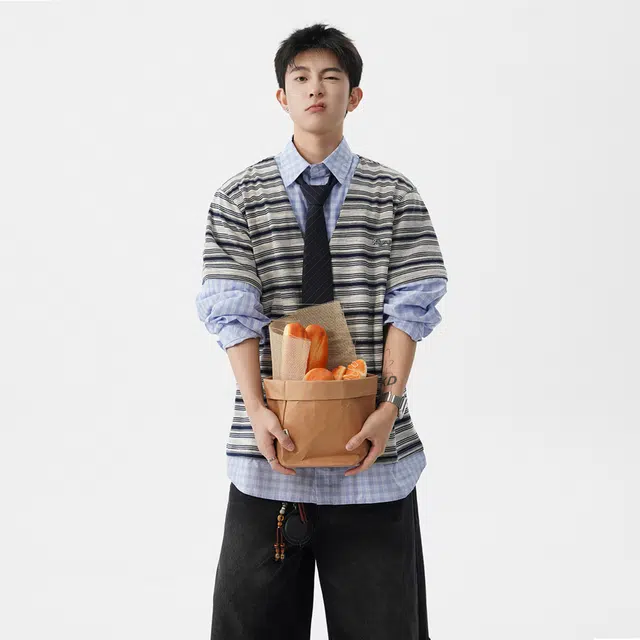 Fakeyoung Tvibelogo