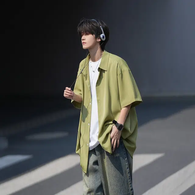 Fakeyoung