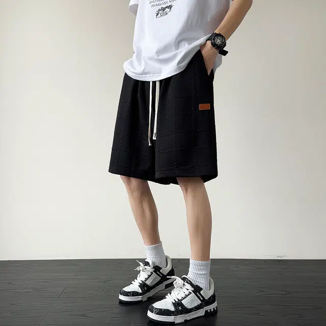 Fakeyoung