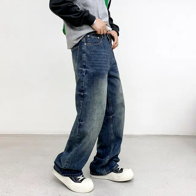 Fakeyoung vintage