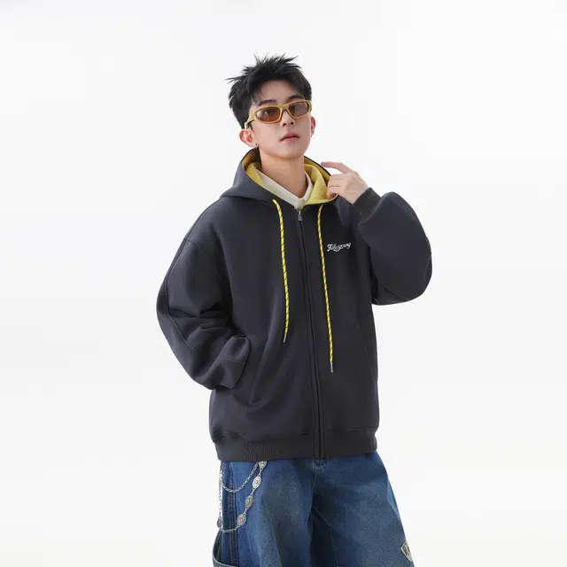 Fakeyoung LOGO