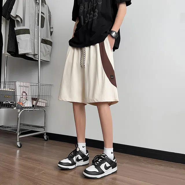 Fakeyoung