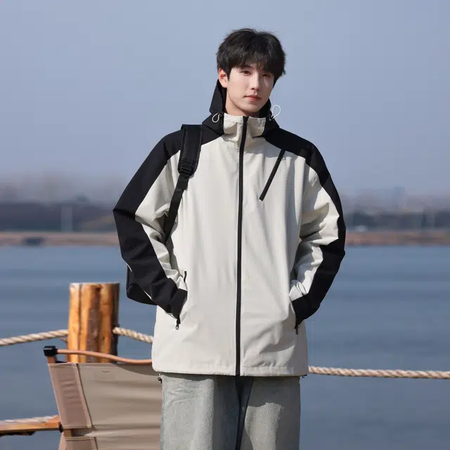 Fakeyoung