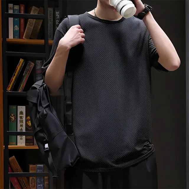 Fakeyoung T