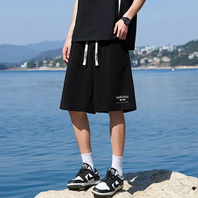 Fakeyoung