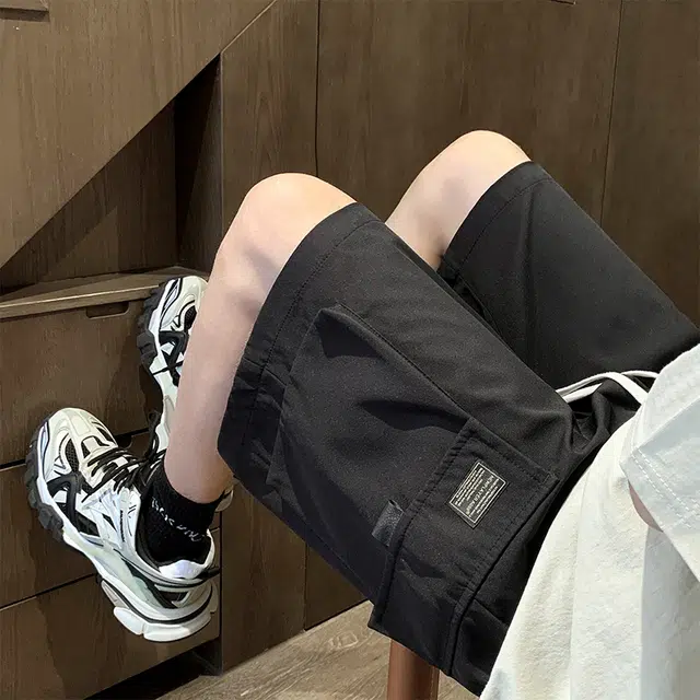 Fakeyoung
