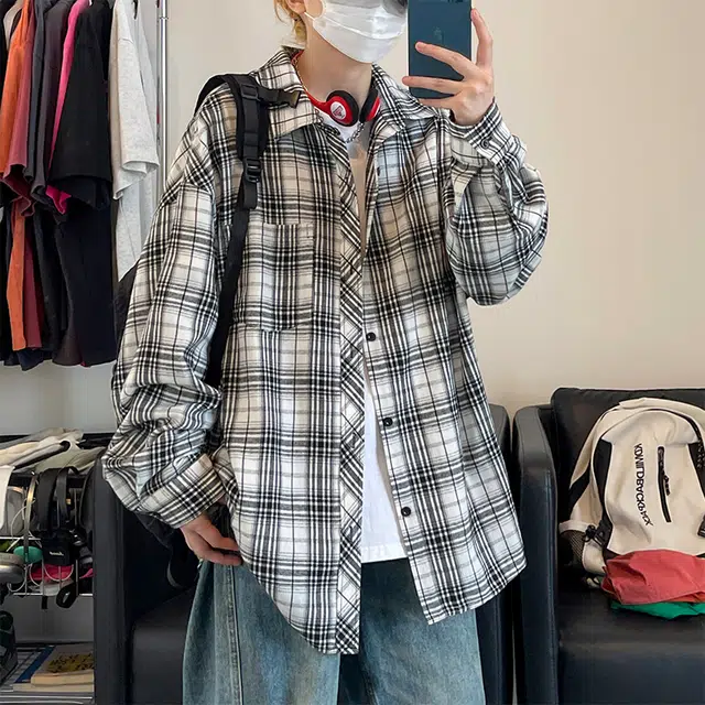 Fakeyoung