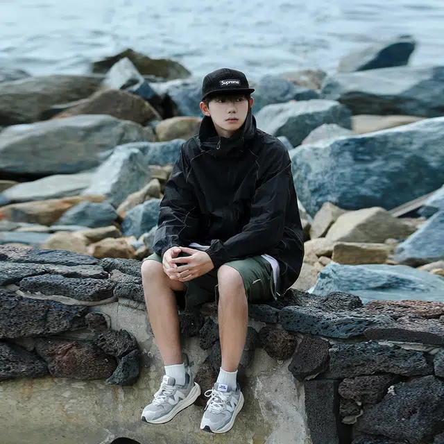 Fakeyoung