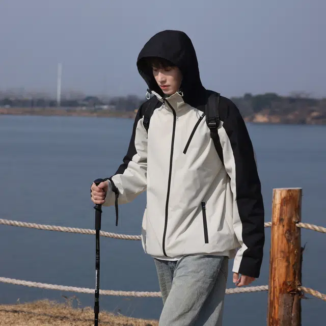 Fakeyoung