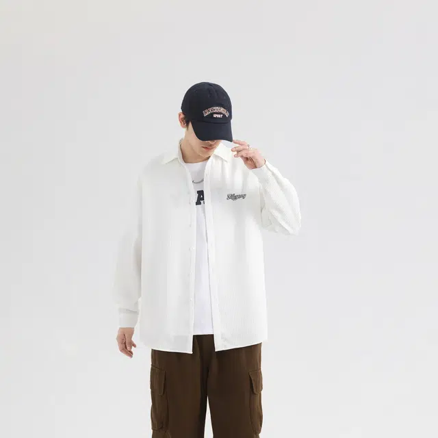 Fakeyoung logo
