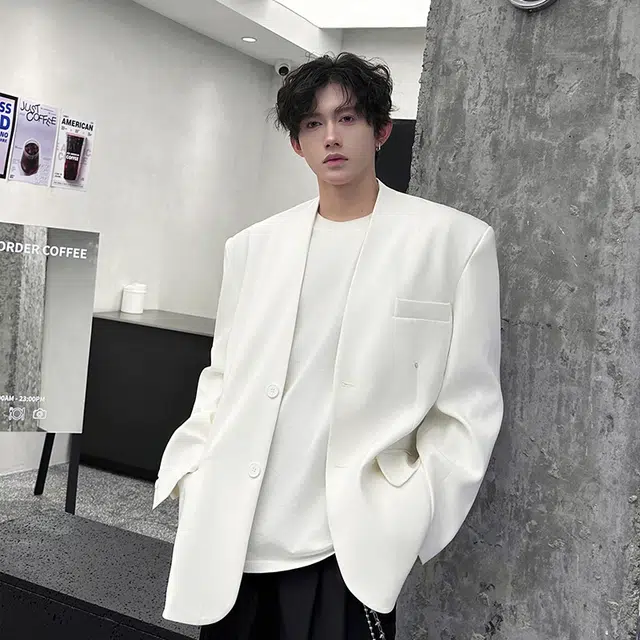 Fakeyoung