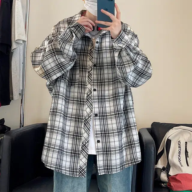 Fakeyoung