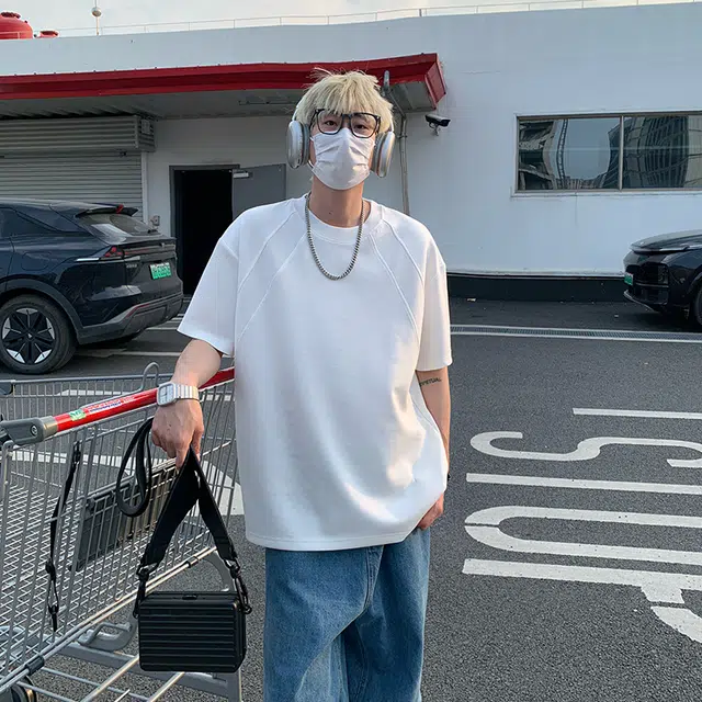 Fakeyoung T