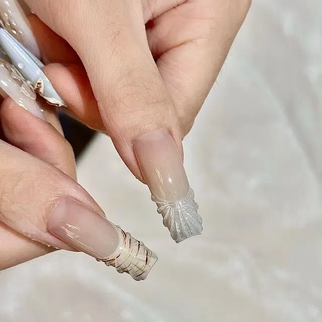 奥兰诺 显白指甲片穿戴甲气质海星贝壳简约手工美甲贴穿戴甲甲片成品  长款浅色跳色 法式
