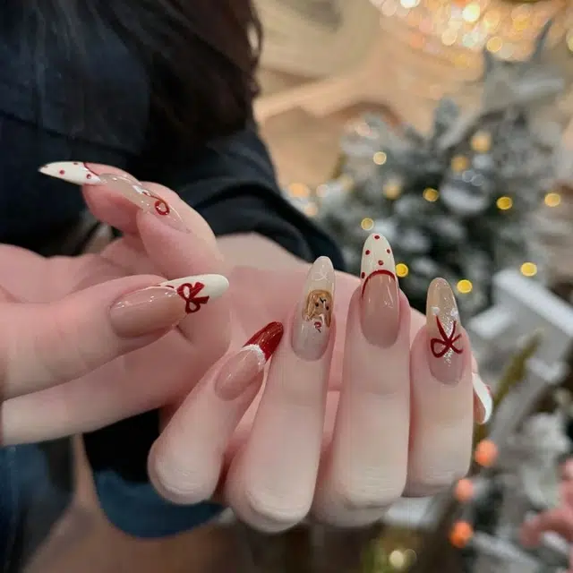 奥兰诺 蝴蝶结法式猫眼可爱小熊半手工穿戴甲纯欲波点显白可拆卸贴片  杏仁椭圆红色纯色