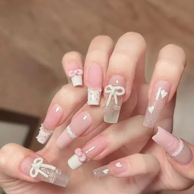 奥兰诺 可爱少女心穿戴甲粉色蝴蝶结裙边爱心美甲贴成品穿戴甲可拆卸  长方浅色裸色 可爱