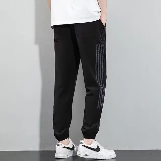 虫小绿 凉感宽松舒适透气百搭潮牌运动时尚九分束脚休闲裤 男女同款