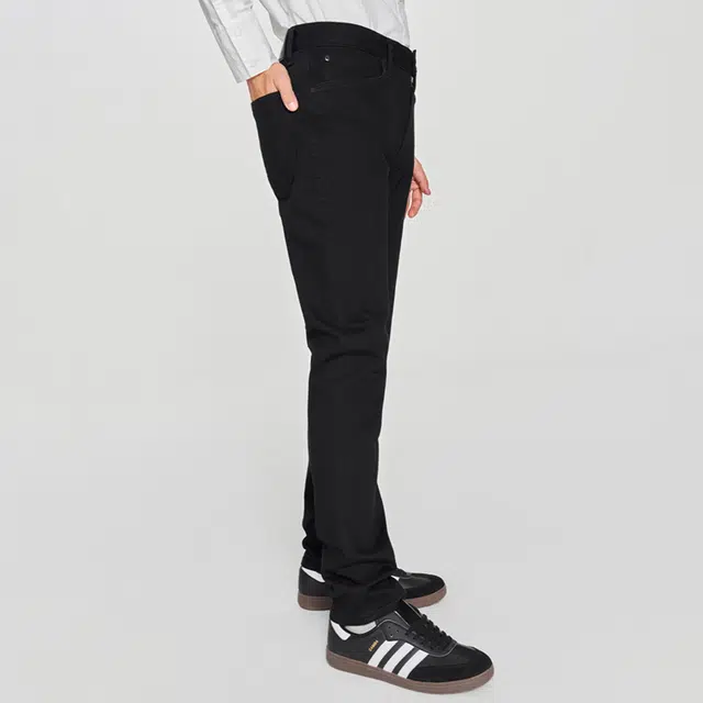 Lee SS25