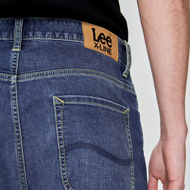 Lee