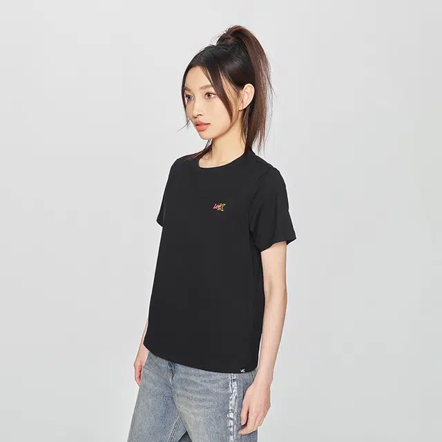 Lee SS24 LogoT