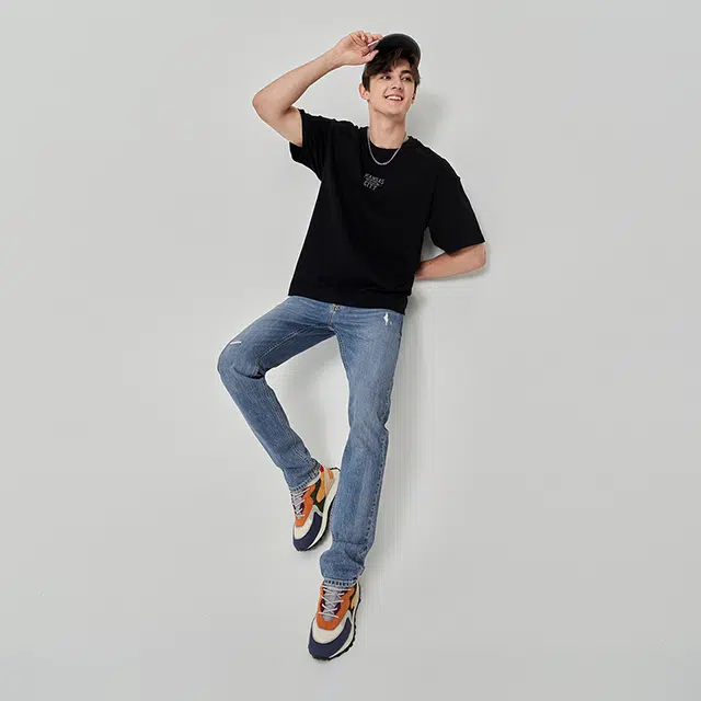 Lee FW23 T