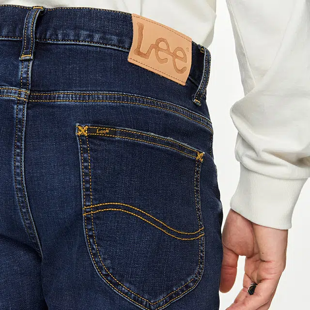 Lee FW23 709