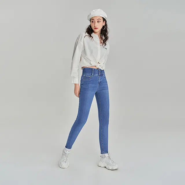 Lee FW23 419