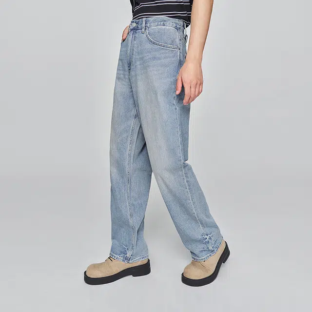 Lee
