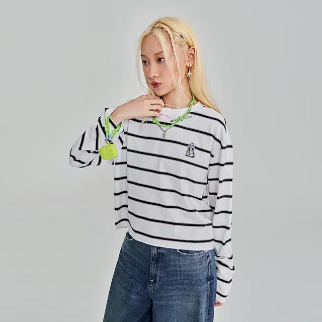 Lee FW23 T