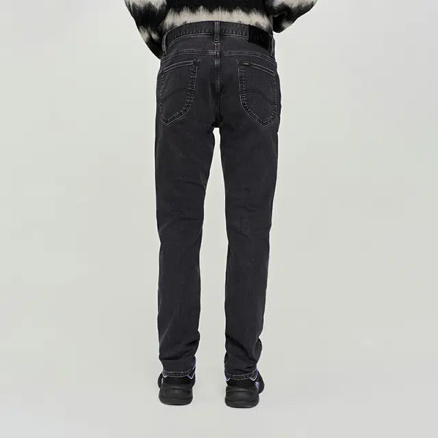 Lee FW23 709