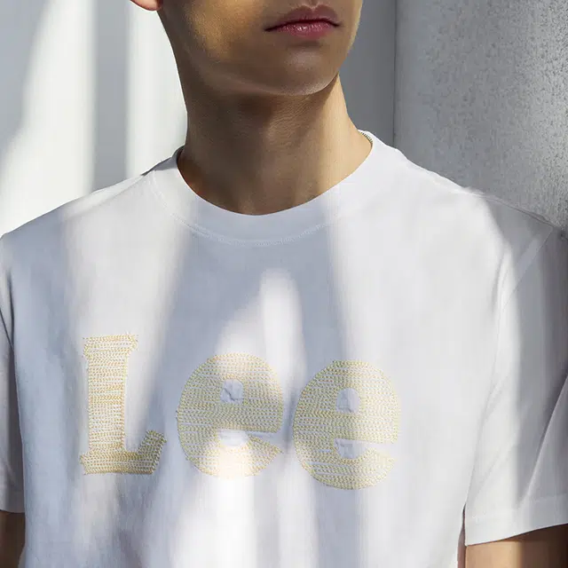 Lee LogoT