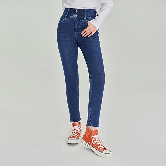 Lee FW23 419