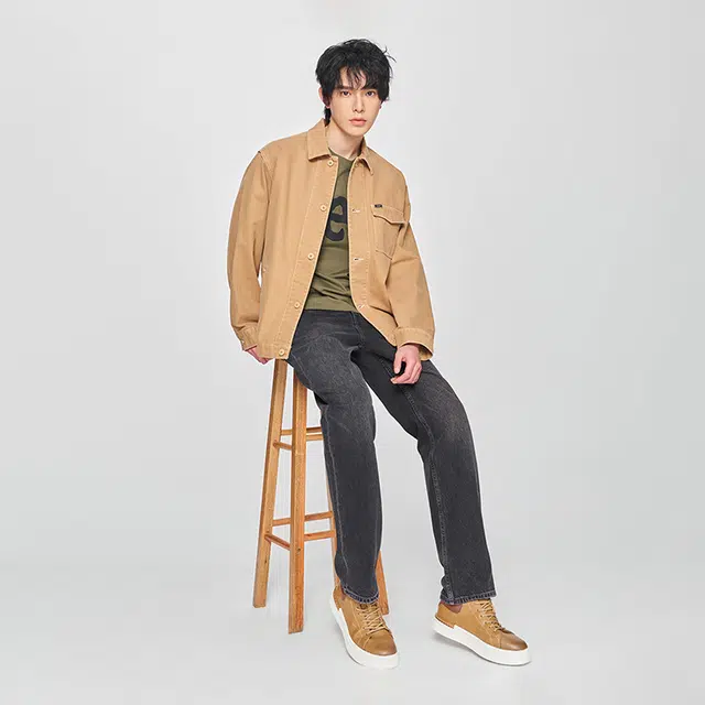 Lee