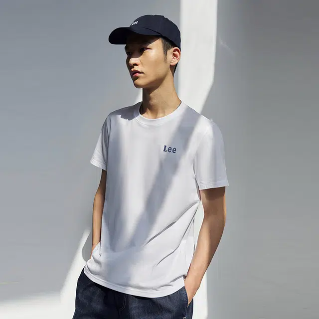 Lee SS25 LogoT