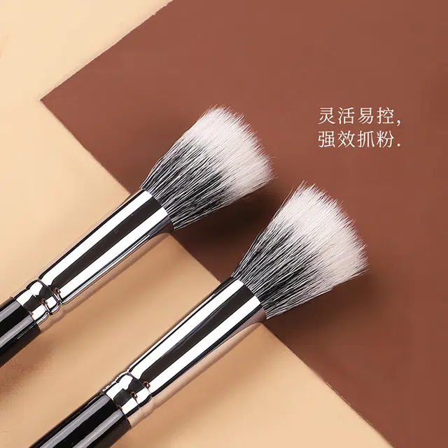 悦语  点彩木柄腮红彩妆化妆刷 便携亲肤柔软